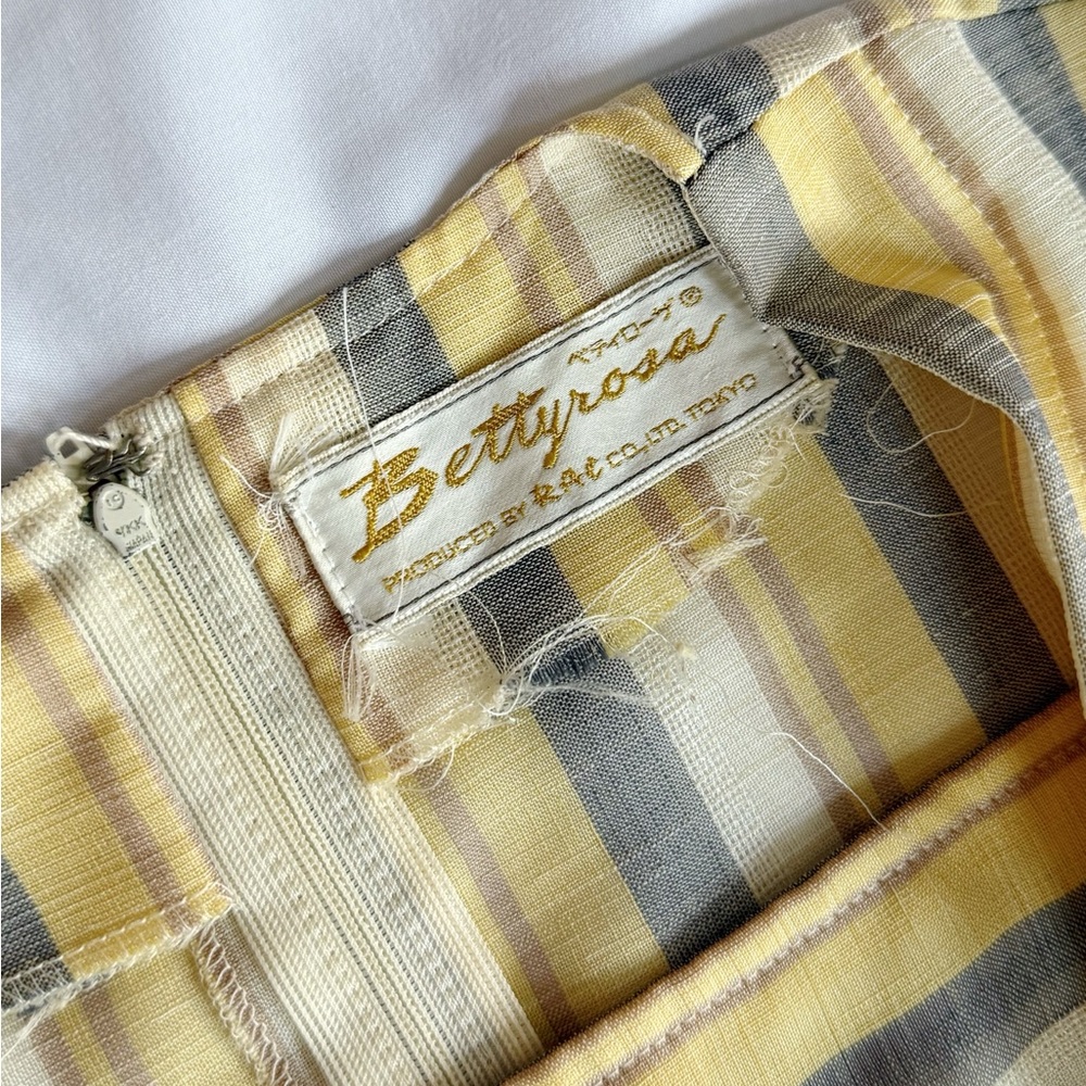Vintage Striped Yellow and Gray Summer Dress - Picture 7 of 11